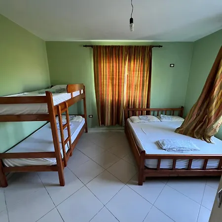 Homestay The White