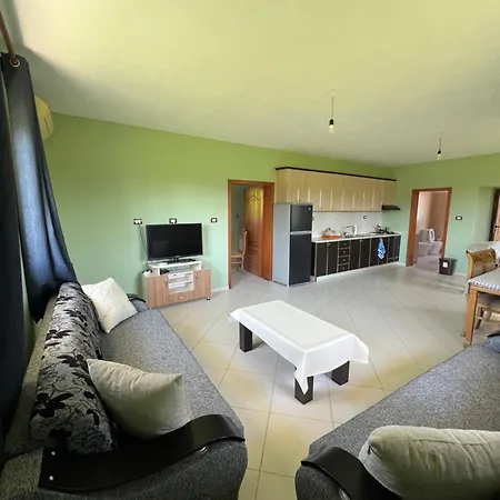 Homestay The White
