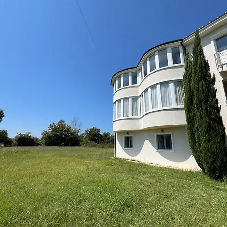 The White Homestay szállás Hamallaj