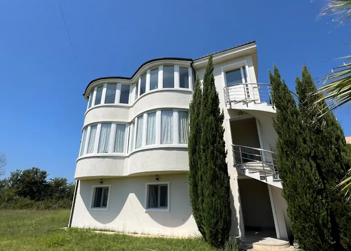 Habitación en casa particular The White *