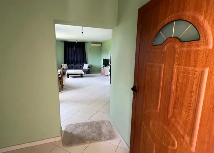 The White Privatunterkunft *